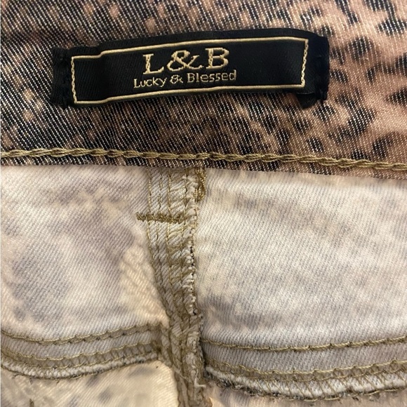 Python Print Skinny Jeans - Picture 11 of 14